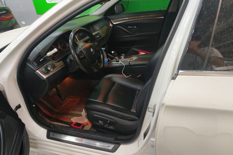 Used BMW 5 Series 2014 525Li Fashion Design Package
