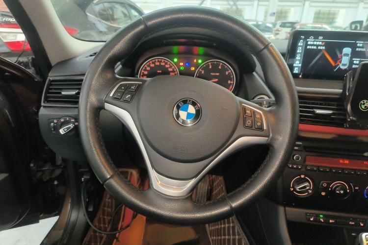 Used BMW X1 2015 sDrive18i Fashion Upgrade Edition