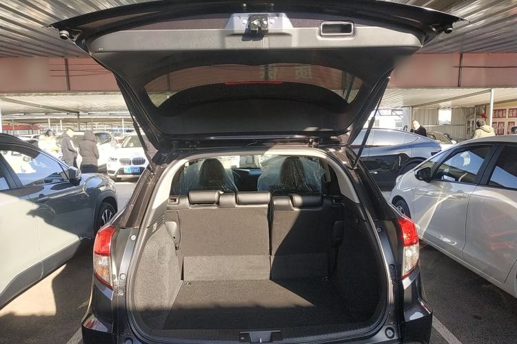 Used Honda Vezel 2020 1.5L CVT Pioneer Edition
