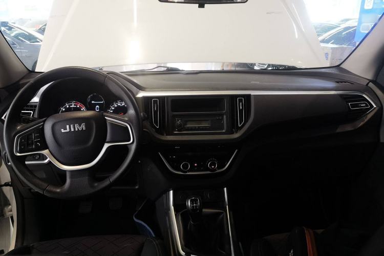 Used Isuzu JLM 2022 2.8T Classic Diesel Two-Wheel Drive Comfort Version with Standard Wheelbase – JE493ZLQ6E
