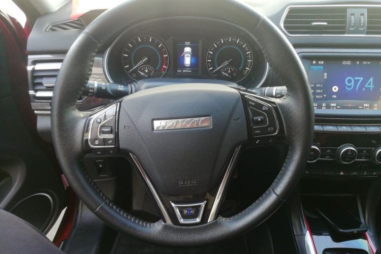 Used Haval H2 2017 Blue Label 1.5T Manual Two-Wheel-Drive Prestige Model
