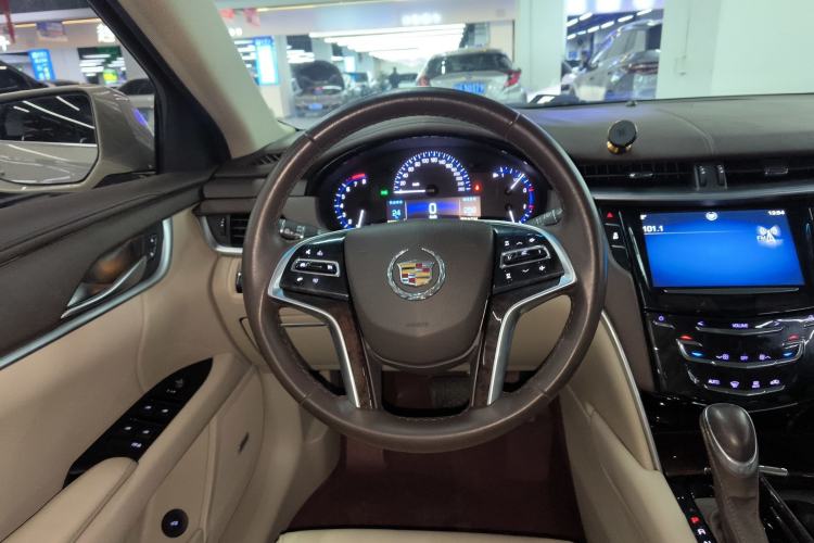 Used Cadillac XTS 2014 28T Comfort Version
