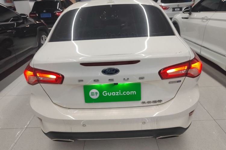 Used Ford Focus 2021 Sedan EcoBoost 180 Automatic Trendy Model
