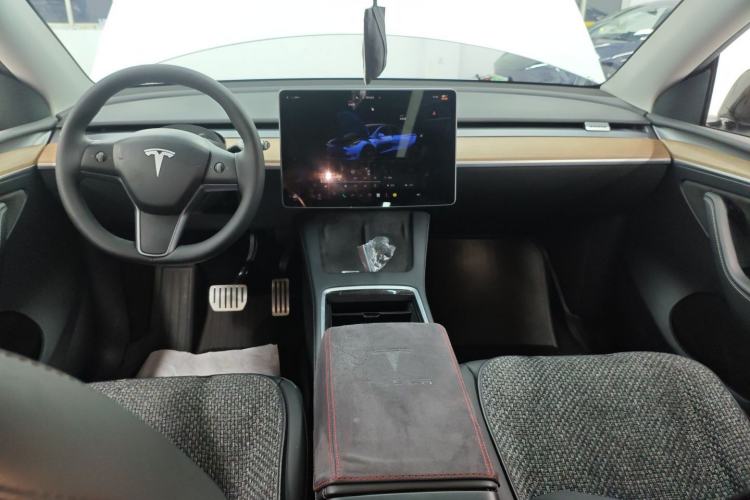 Used Tesla Model Y 2022 Performance High-Performance All-Wheel-Drive Version
