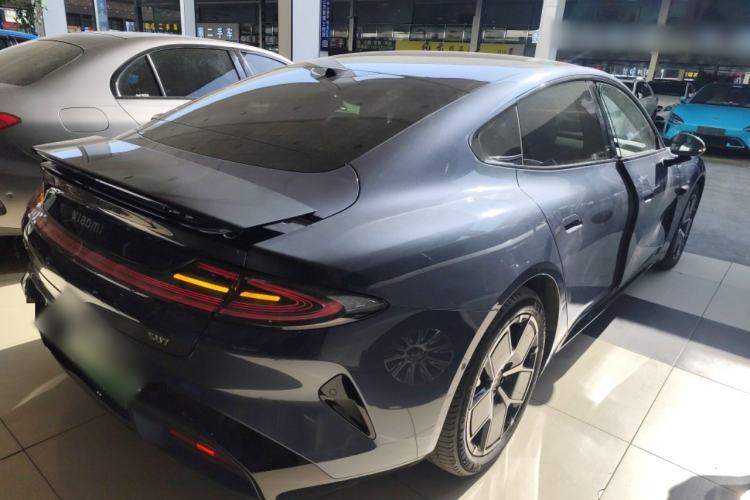 Used  SU7 2024 Rear-Drive Ultra-Long Range Advanced Pro-Level Intelligent Driving Version
