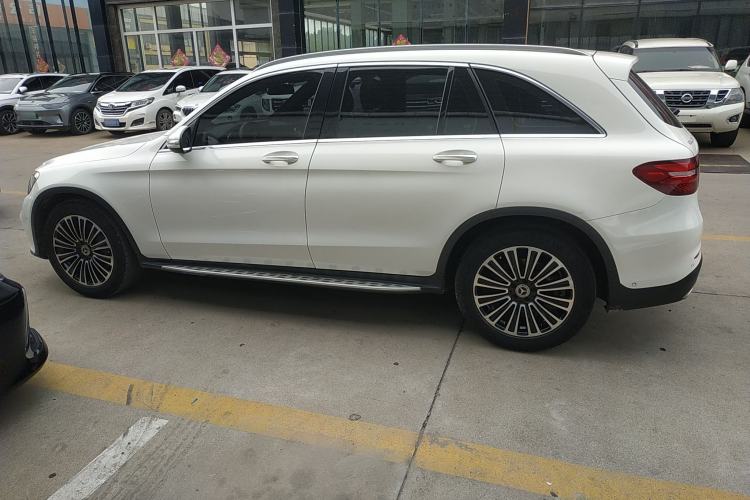 Used Mercedes-Benz GLC 2019 GLC 260 L 4MATIC Dynamic Model
