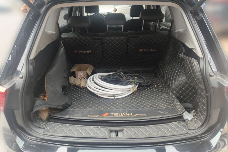 Used Volkswagen Tiguan L 2021 330TSI Automatic Two-Wheel Drive R-Line Enhanced Edition
