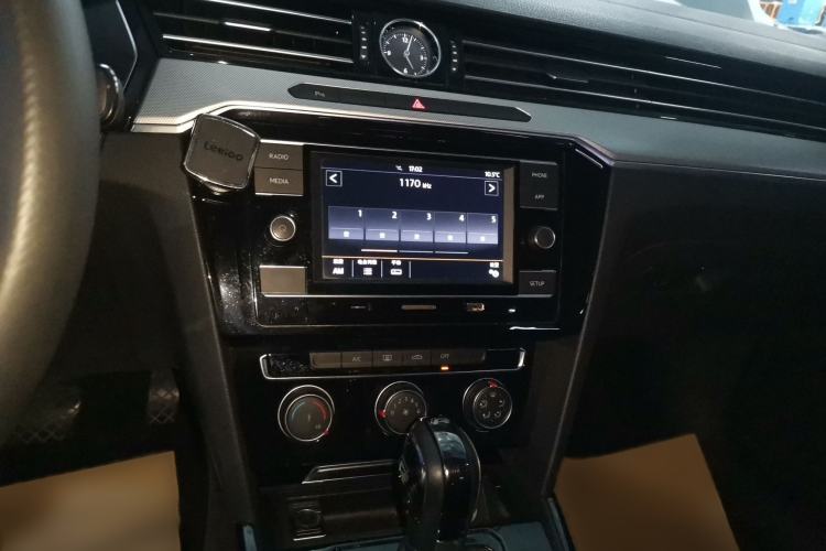 Used Volkswagen Magotan 2018 330TSI DSG Advanced Model
