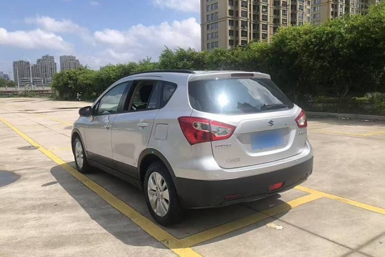 Used Suzuki S-Cross 2014 1.6L CVT Two-Wheel Drive Entry Model
