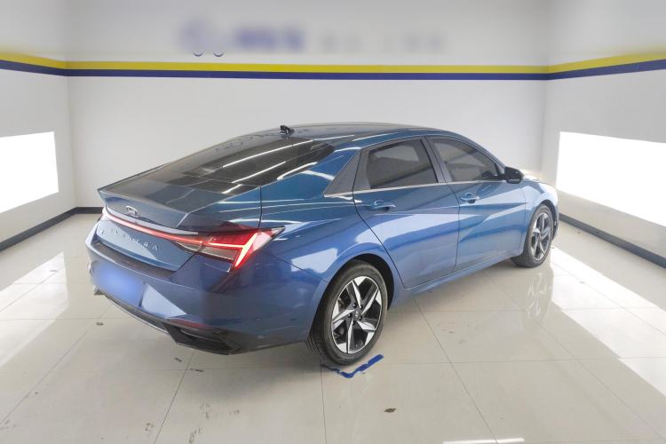 Used Hyundai Elantra 2022 1.5L CVT LUX Prestige Edition
