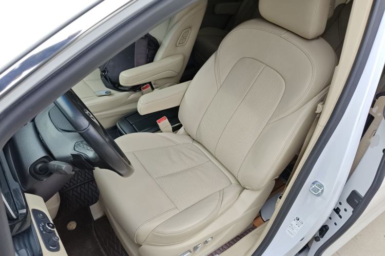 Used Buick GL8 2023 ES Lu Zun Deluxe Model
