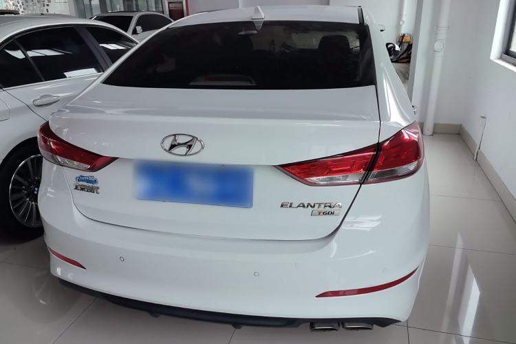 Used Hyundai Elantra 2019 1.4T Dual-Clutch Xuan Dong · Dynamic Model