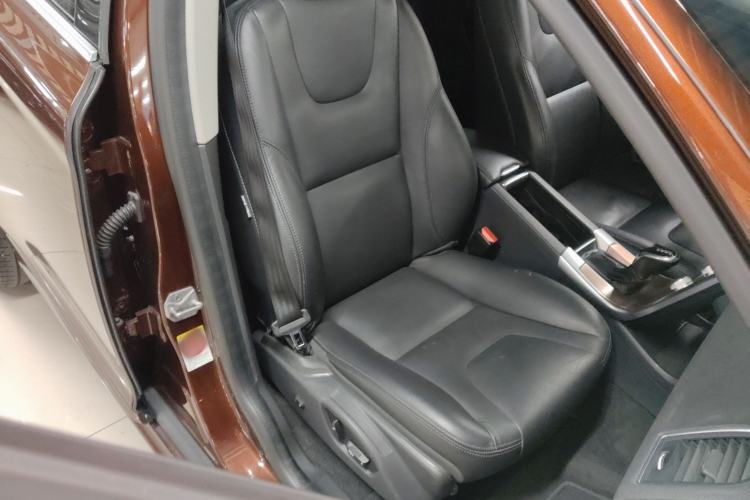 Used Volvo XC60 2016 T5 Smart Upgrade Model