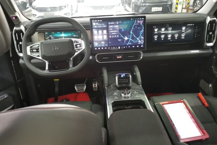 Used JETOUR Traveler 2023 2.0T All-Wheel-Drive CrossPRO
