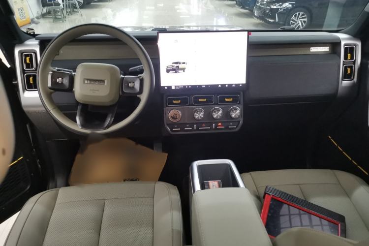 Used  V23 2025 501 Four-Wheel Drive Intelligent Driving Version