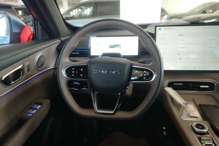 Used Chery Tiggo 8 PLUS C-DM 2025 1.5T 116 km Prestige Version 5 Seats
