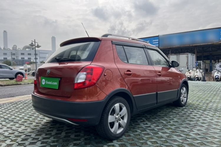 Used Skoda Fabia 2014 1.6L Scout
