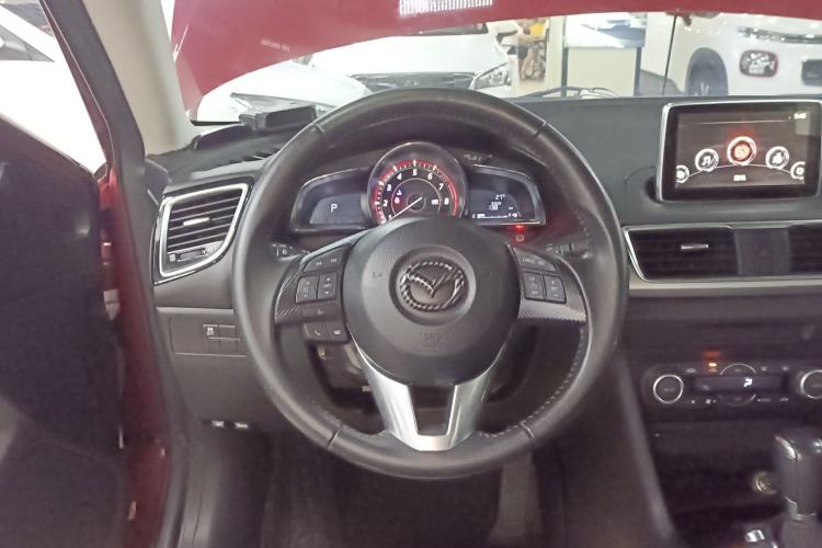 Used Mazda Mazda 3 Axela 2016 Sedan 2.0L Automatic Flagship Model
