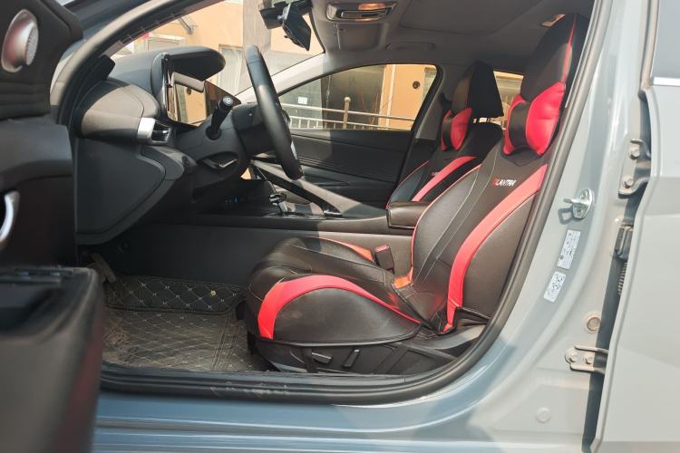 Used Hyundai Elantra 2022 1.5L CVT LUX Prestige Edition
