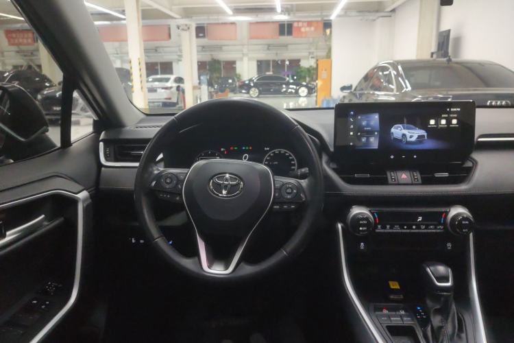 Used Toyota Wildlander 2023 2.0L CVT Two-Wheel Drive Luxury PLUS Edition