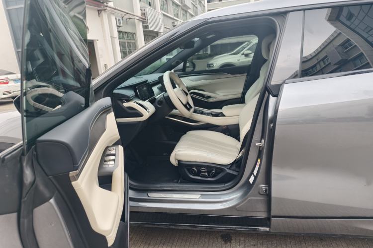 Used BYD Song L EV 2025 550 km Excellence Version
