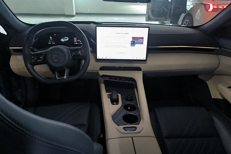 Used Zeekr 001 2025 YOU Edition 100 kWh All-Wheel Drive
