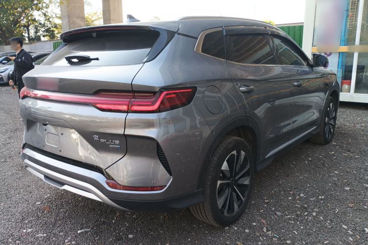 Used BYD Song PLUS New Energy 2025 EV Intelligent Driving Edition 520km Luxury Model