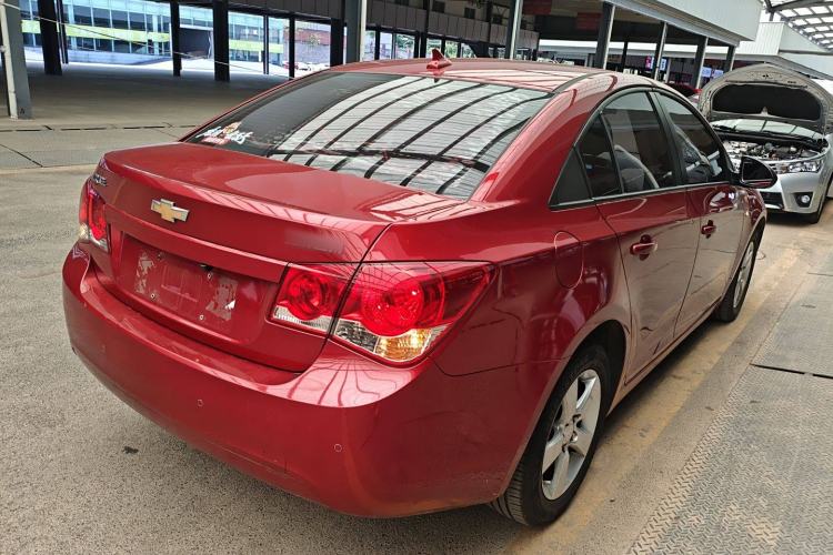 Used Chevrolet Cruze 2013 1.8L SE AT
