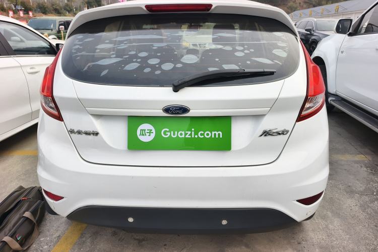 Used Ford Fiesta 2013 Hatchback 1.5L Manual Fashion Edition
