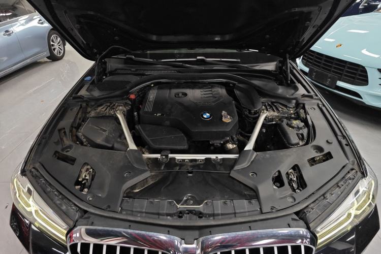 Used BMW 5 Series 2022 525Li M Sport Package