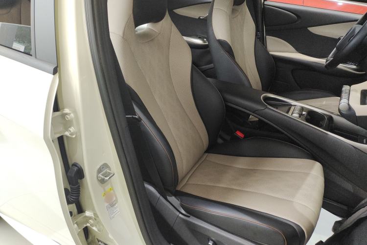 Used BYD Dolphin 2023 420 km Fashion Edition
