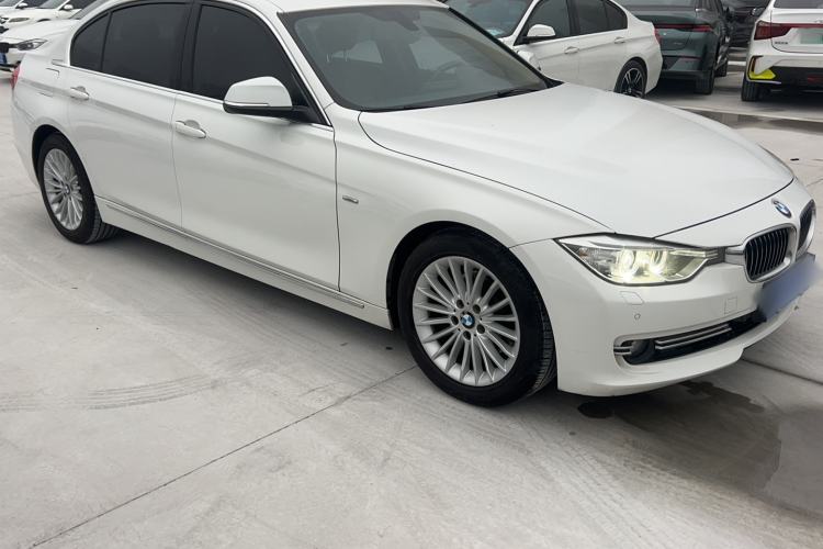 Used BMW 3 Series 2015 320Li Luxury Design Package
