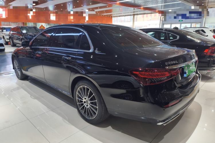 Used Mercedes-Benz E-Class 2023 Facelift E 260 L
