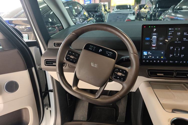 Used Li Auto MEGA 2024 Ultra Model