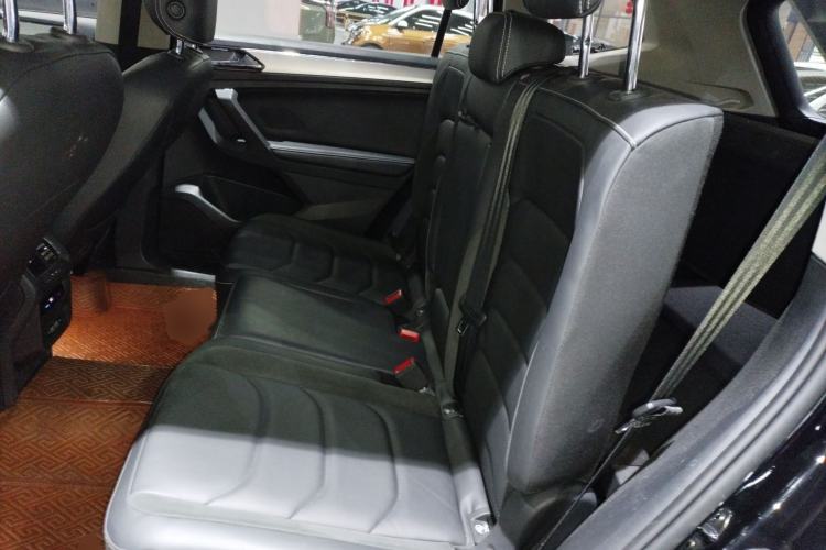 Used Volkswagen Tiguan L 2018 Revised Version 330TSI Automatic Two-Wheel Drive Comfort Edition