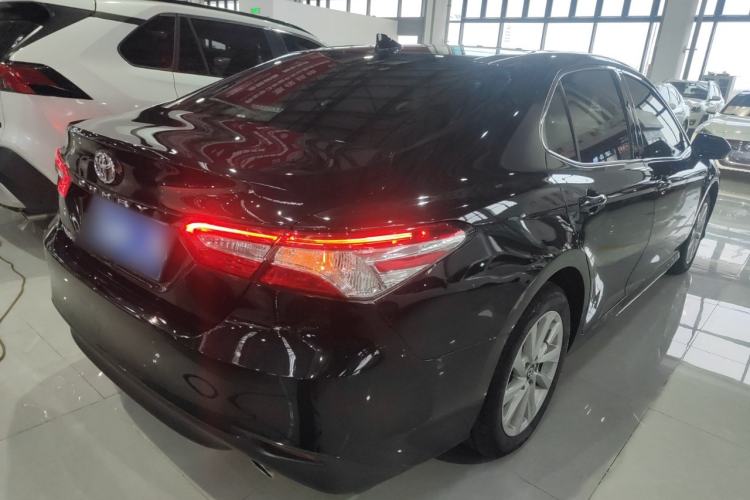 Used Toyota Camry 2022 2.0GVP Premier Edition
