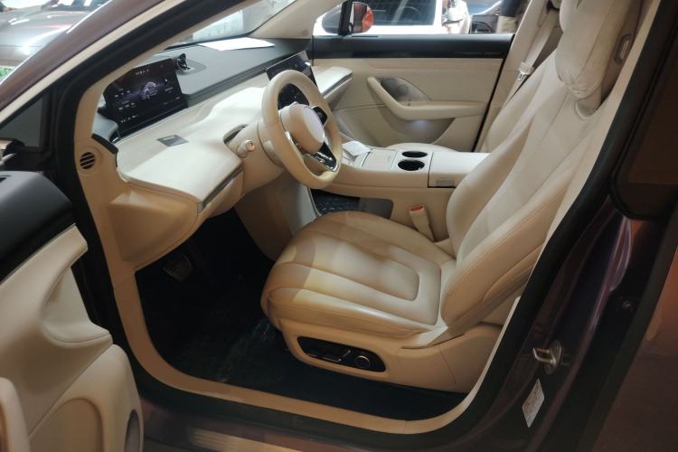 Used Hima Luxeed R7 2024 All-Electric 736 km Ultra
