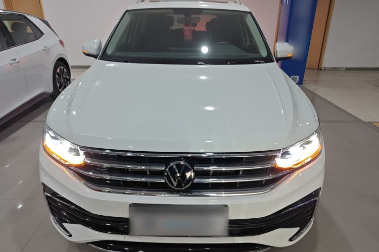 Used Volkswagen Tiguan L 2024 Outstanding Model 330TSI Automatic Two-Wheel Drive R-Line Dragon Glory Edition