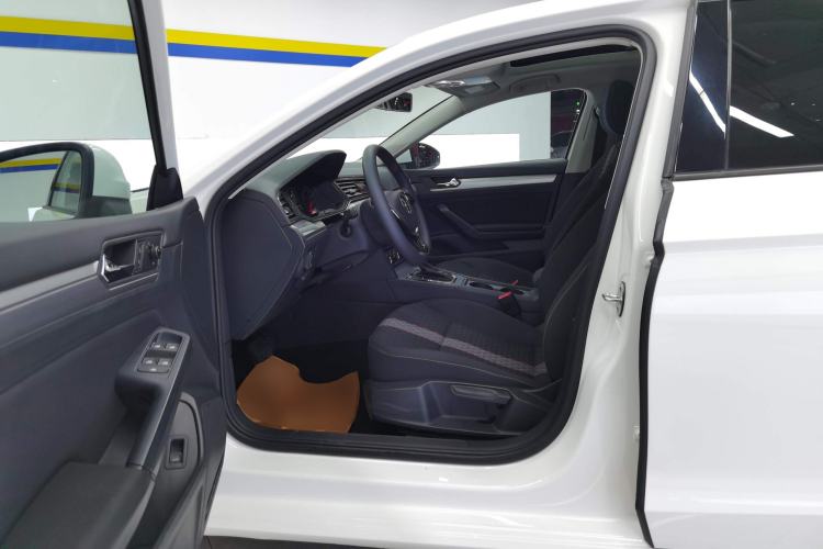 Used Volkswagen Lamando 2019 230TSI DSG Fashion Edition China VI
