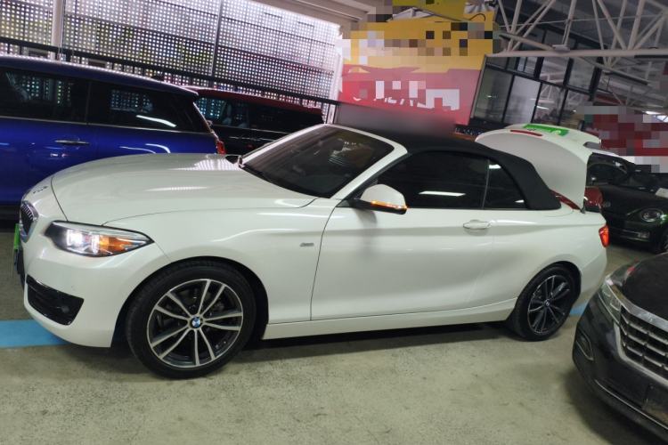 Used BMW 2 Series 2018 220i Convertible Coupe Sports Design Package