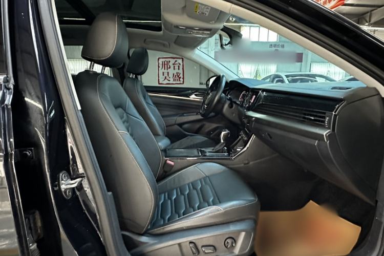 Used Volkswagen Passat 2019 330TSI Elite Edition China VI
