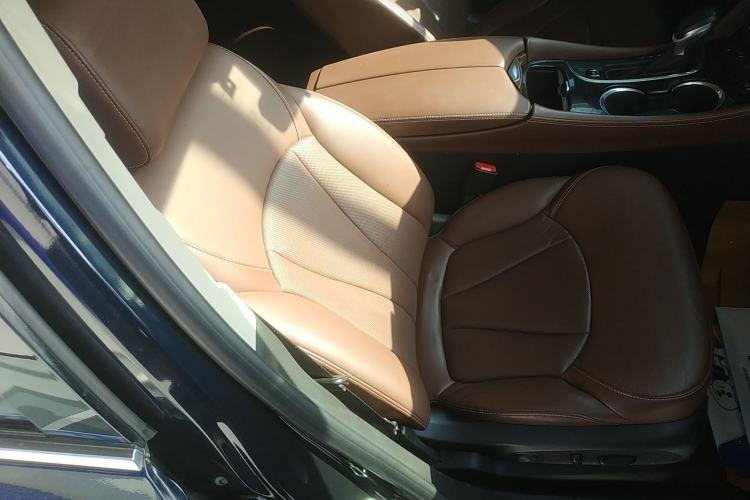 Used Buick Envision 2021 532T Two-Wheel-Drive Luxury Version
