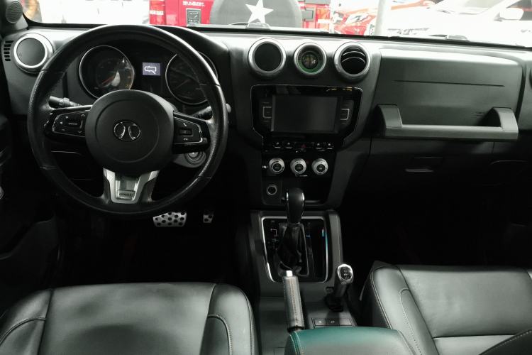 Used  BJ40 2016 40L 2.3T Automatic All-Wheel Drive Premium Edition
