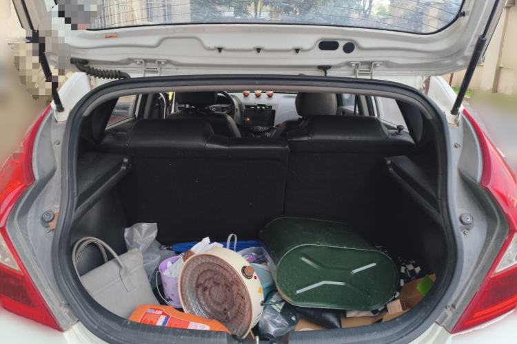 Used Hyundai Verna Ray 2014 1.4L Automatic GLX
