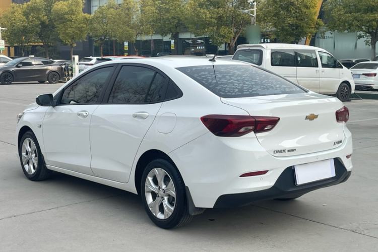 Used Chevrolet Cavalier 2020 325T Automatic Enjoyment Edition
