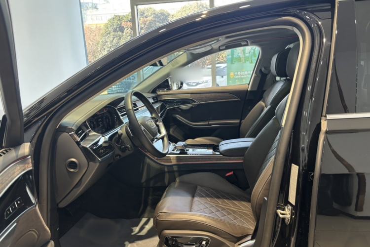 Used Audi A8 2024 A8L 55 TFSI quattro Flagship Model