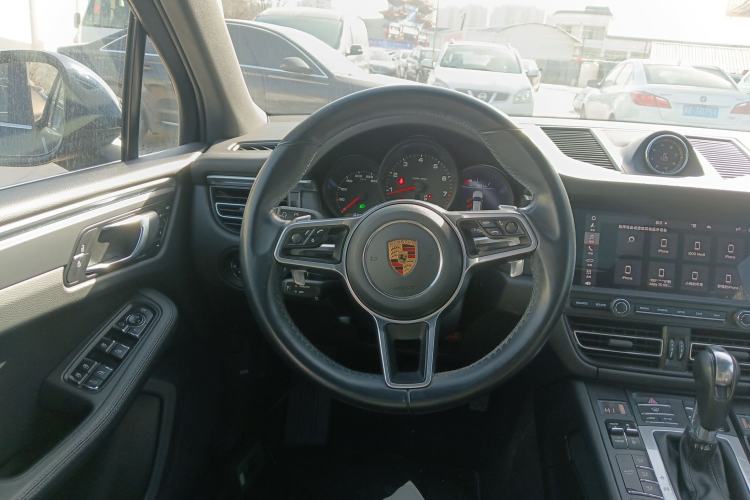 Used Porsche Macan 2018 Macan 2.0T
