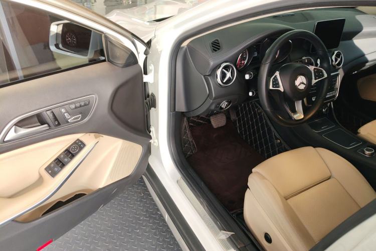 Used Mercedes-Benz GLA 2018 GLA 200 Fashion Model