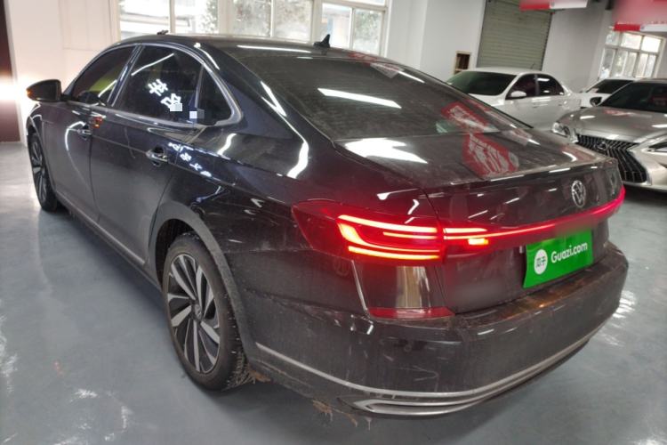 Used Volkswagen Passat 2023 380TSI Flagship Edition