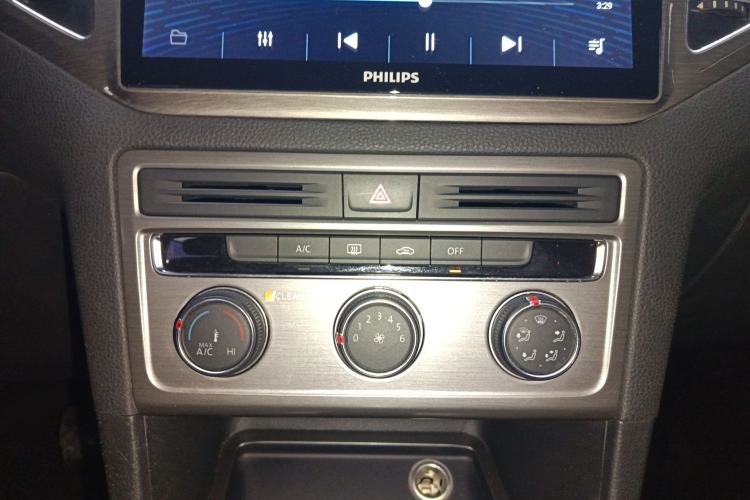 Used Volkswagen Golf Sportsvan 2018 1.6L Automatic Comfort Model
